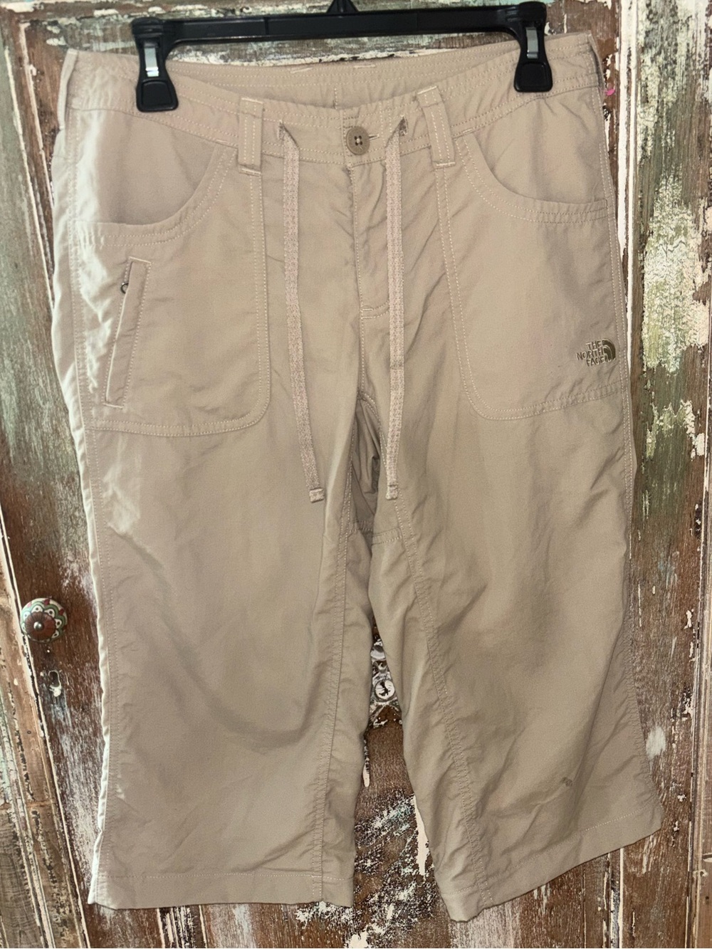 The North Face Women’s Hiking Capri Pants Khaki Size 6